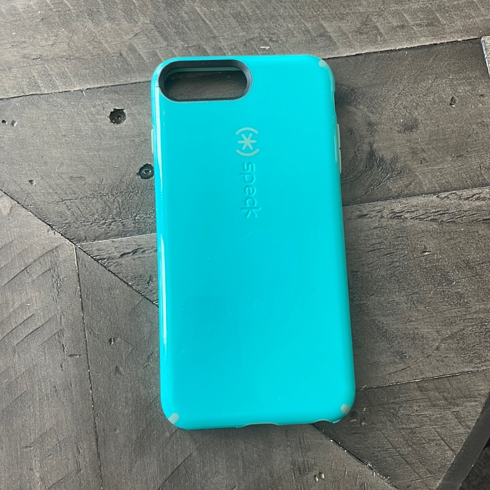 iPhone 8 Plus speck case